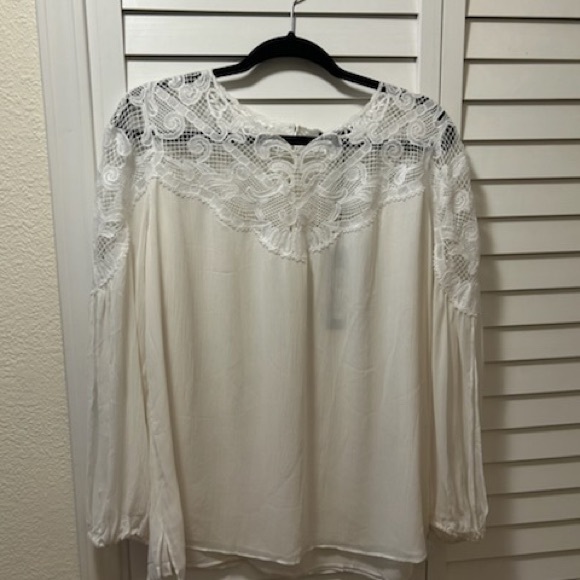 Kobi Halperin Tops - Kobi Halperin elegant White Lace-Trim Blouse